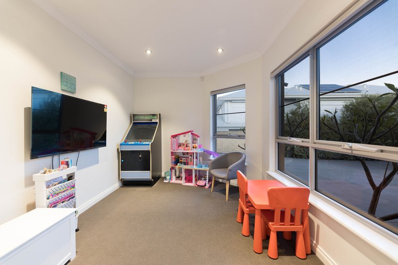 Photo - 4B Dean Street, Karrinyup WA 6018 - Image 5