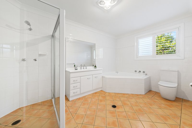 Photo - 4B Handley Avenue, Thornleigh NSW 2120 - Image 10