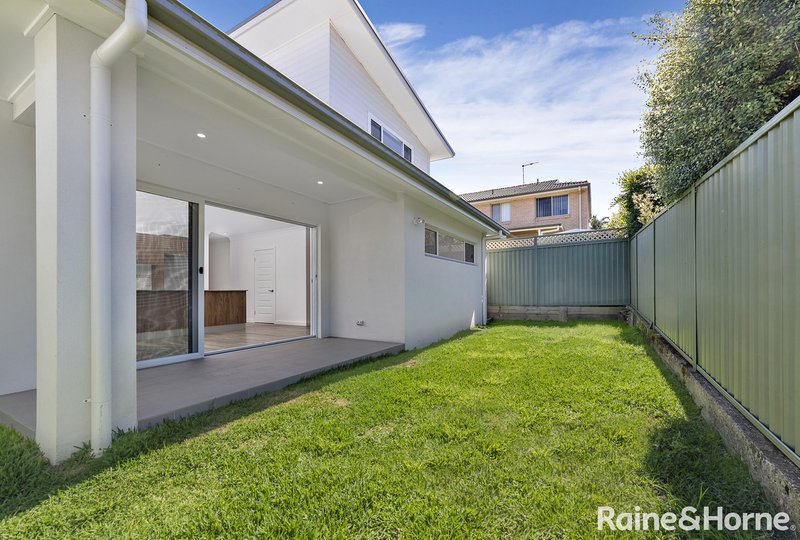 Photo - 4b Heathcote Street, Helensburgh NSW 2508 - Image 9