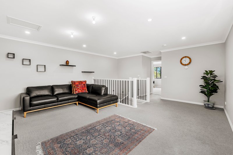 Photo - 4B Koonalda Grove, Dandenong North VIC 3175 - Image 8