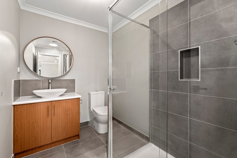 Photo - 4B Koonalda Grove, Dandenong North VIC 3175 - Image 14