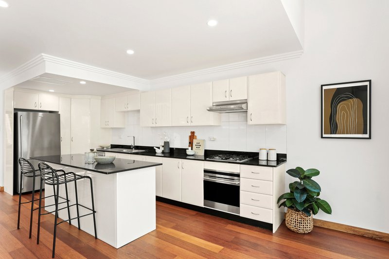 Photo - 4B Lords Road, Leichhardt NSW 2040 - Image 4