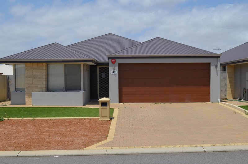 Photo - 4B Niobe St , Wandina WA 6530 - Image