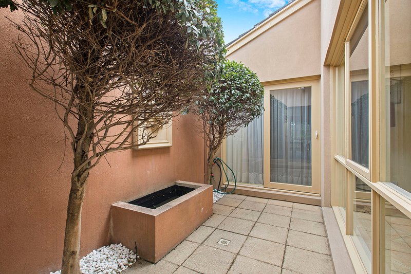 Photo - 4B Shipston Road, Cheltenham VIC 3192 - Image 8