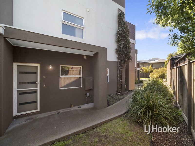 4B Trimotor Road, Point Cook VIC 3030