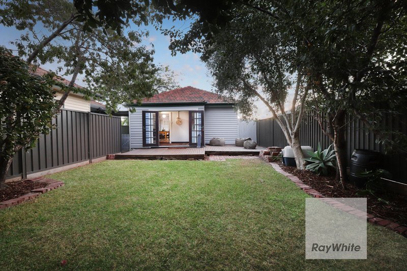 Photo - 4B Waratah Avenue, Tullamarine VIC 3043 - Image 18