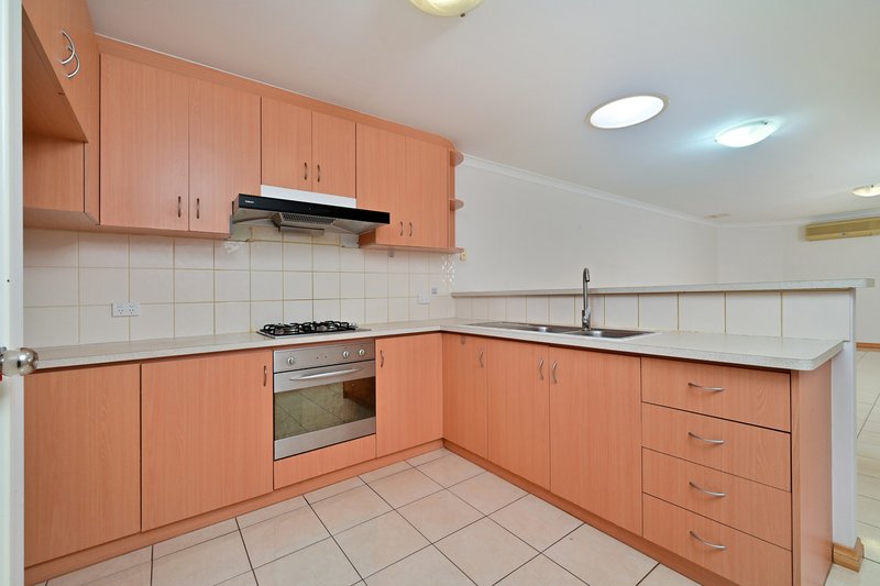 Photo - 4C Arun Place, Nollamara WA 6061 - Image 5