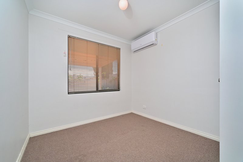 Photo - 4C Arun Place, Nollamara WA 6061 - Image 12