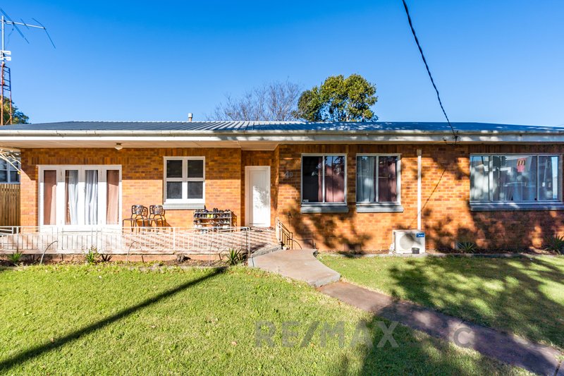 4D Herries Street, East Toowoomba QLD 4350