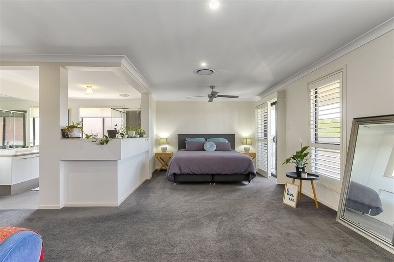 Photo - 4D Pimlico Lane, Aspley QLD 4034 - Image 8