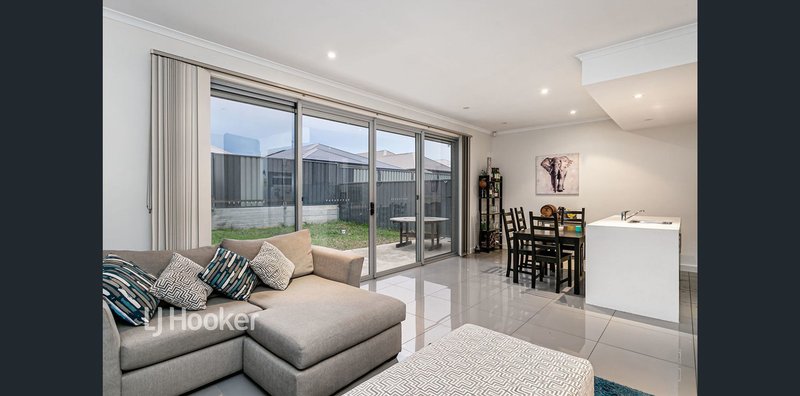 Photo - 4E Mavros Road, Elizabeth Downs SA 5113 - Image 3