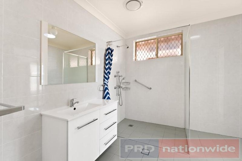 Photo - 5 / 59 Ramsay Road, Picnic Point NSW 2213 - Image 4