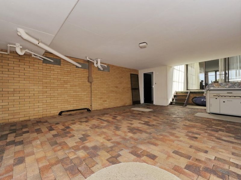 Photo - 5 / 6-8 Tomaree Street, Shoal Bay NSW 2315 - Image 5