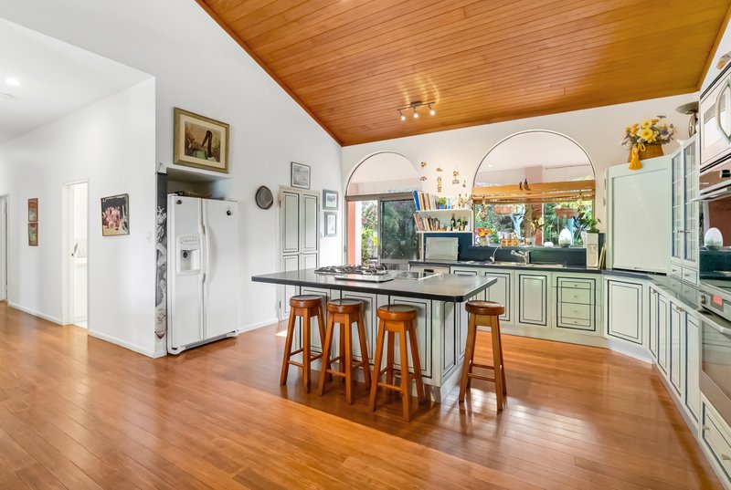 Photo - 5-6 Panoramic Place, Whitfield QLD 4870 - Image 6