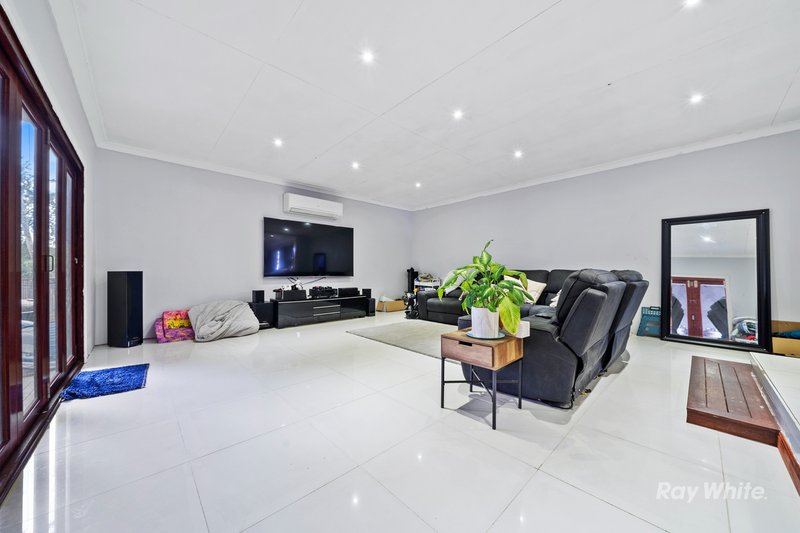 Photo - 5, 7, 9, 11 & 13 Rochester Drive, Mount Warren Park QLD 4207 - Image 17