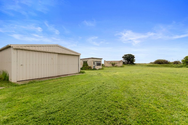 Photo - 5-7 Narrung Road, Meningie SA 5264 - Image 16