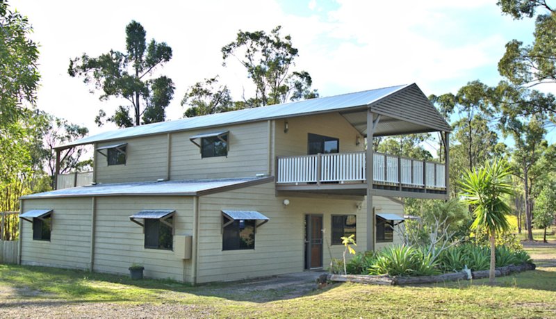 Photo - 5-7 Rosslyn Dve , Burrum Heads QLD 4659 - Image 1