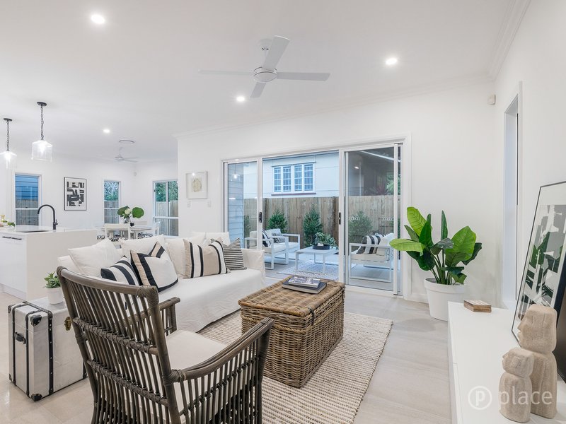 Photo - 5 & 7 Walter Avenue, East Brisbane QLD 4169 - Image 4