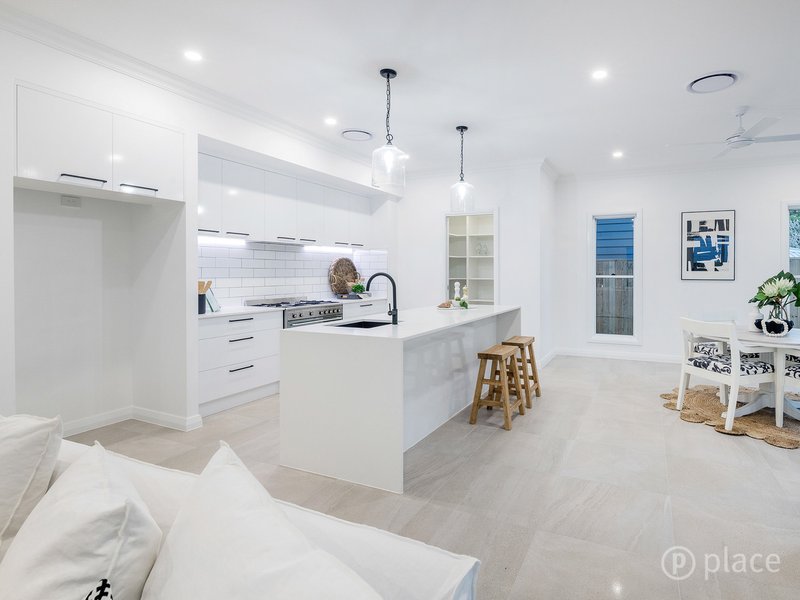 Photo - 5 & 7 Walter Avenue, East Brisbane QLD 4169 - Image 5