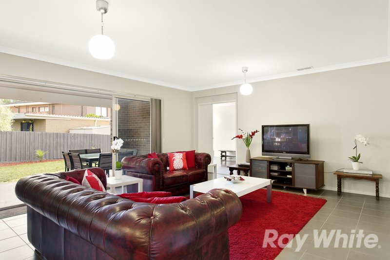 Photo - 5 Abbeydale Court, Mulgrave VIC 3170 - Image 4