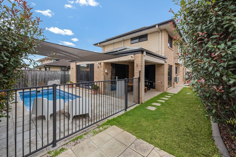 Photo - 5 Acacia Crescent, Kallangur QLD 4503 - Image 4