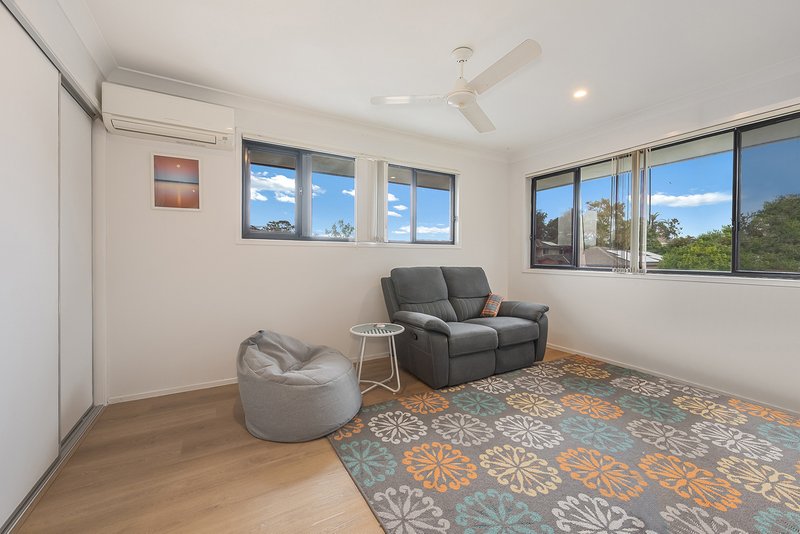 Photo - 5 Acacia Crescent, Kallangur QLD 4503 - Image 17