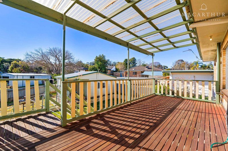 Photo - 5 Acacia Street, Kooringal NSW 2650 - Image 4