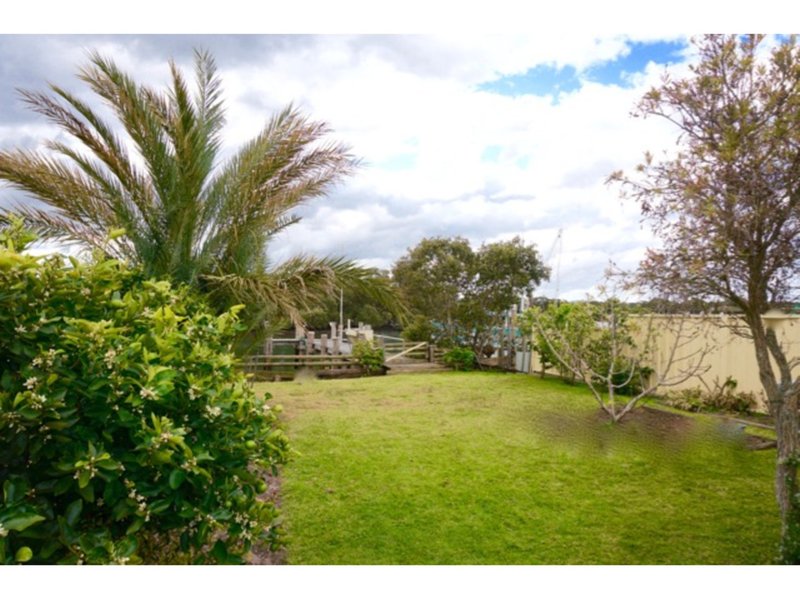 Photo - 5 Adelaide Street, Greenwell Point NSW 2540 - Image 14