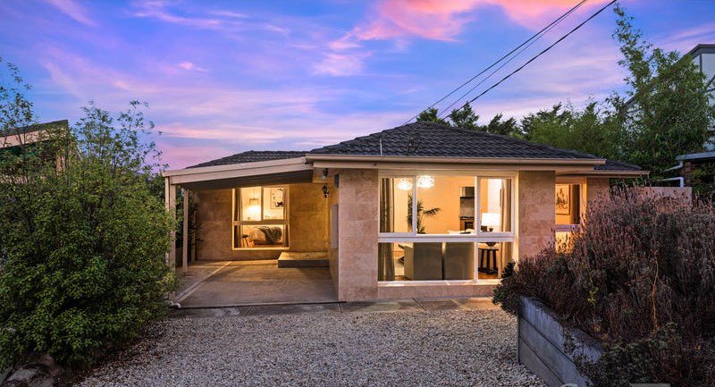 Photo - 5 Adley Court, Vermont South VIC 3133 - Image