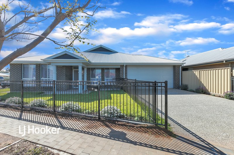 5 Admiral Parade, Munno Para SA 5115