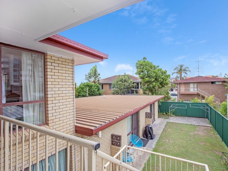 Photo - 5 Adori Street, Surfers Paradise QLD 4217 - Image 4