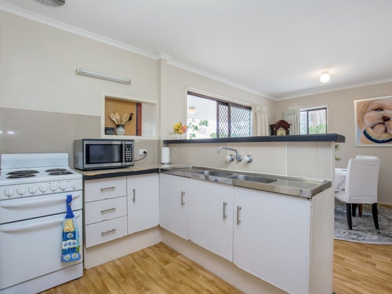 Photo - 5 Adori Street, Surfers Paradise QLD 4217 - Image 7