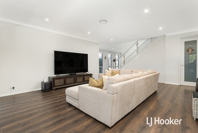 Photo - 5 Agland Avenue, Marsden Park NSW 2765 - Image 6