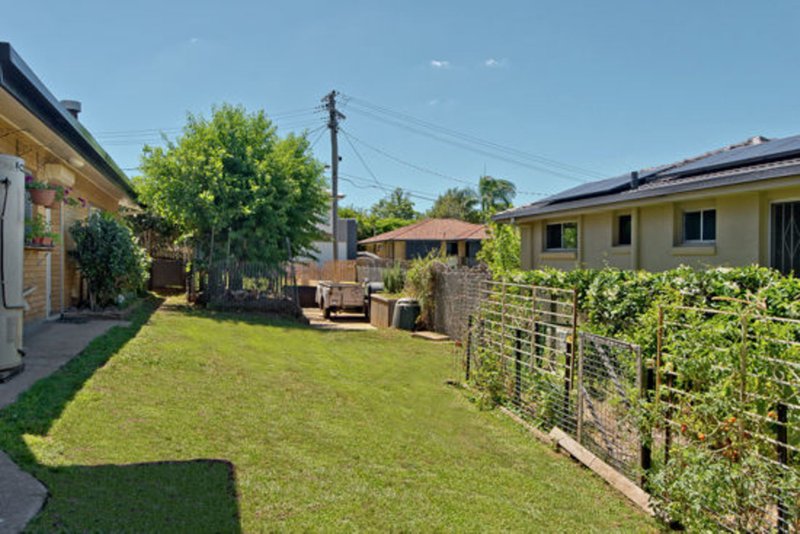 Photo - 5 Ailsa Street, Aspley QLD 4034 - Image 5