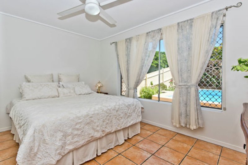 Photo - 5 Ailsa Street, Aspley QLD 4034 - Image 9