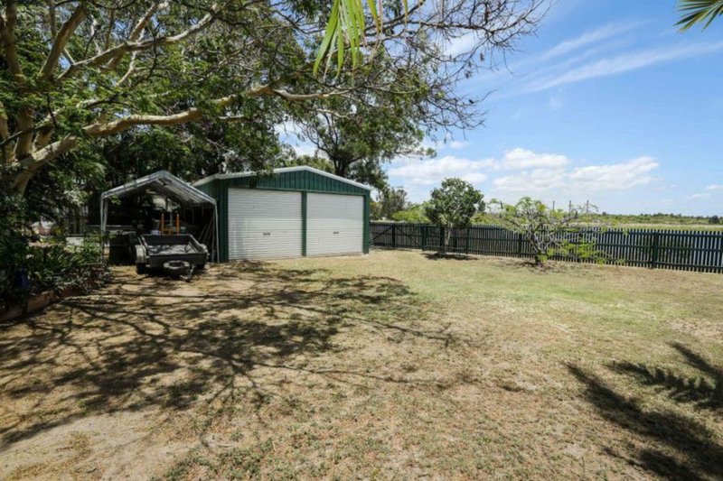 Photo - 5 Ailsa Street, West Gladstone QLD 4680 - Image 4