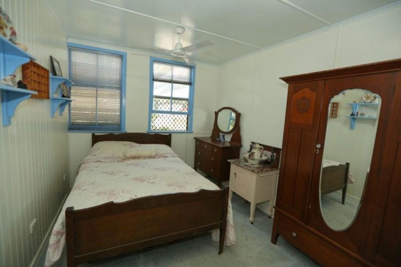 Photo - 5 Ailsa Street, West Gladstone QLD 4680 - Image 14