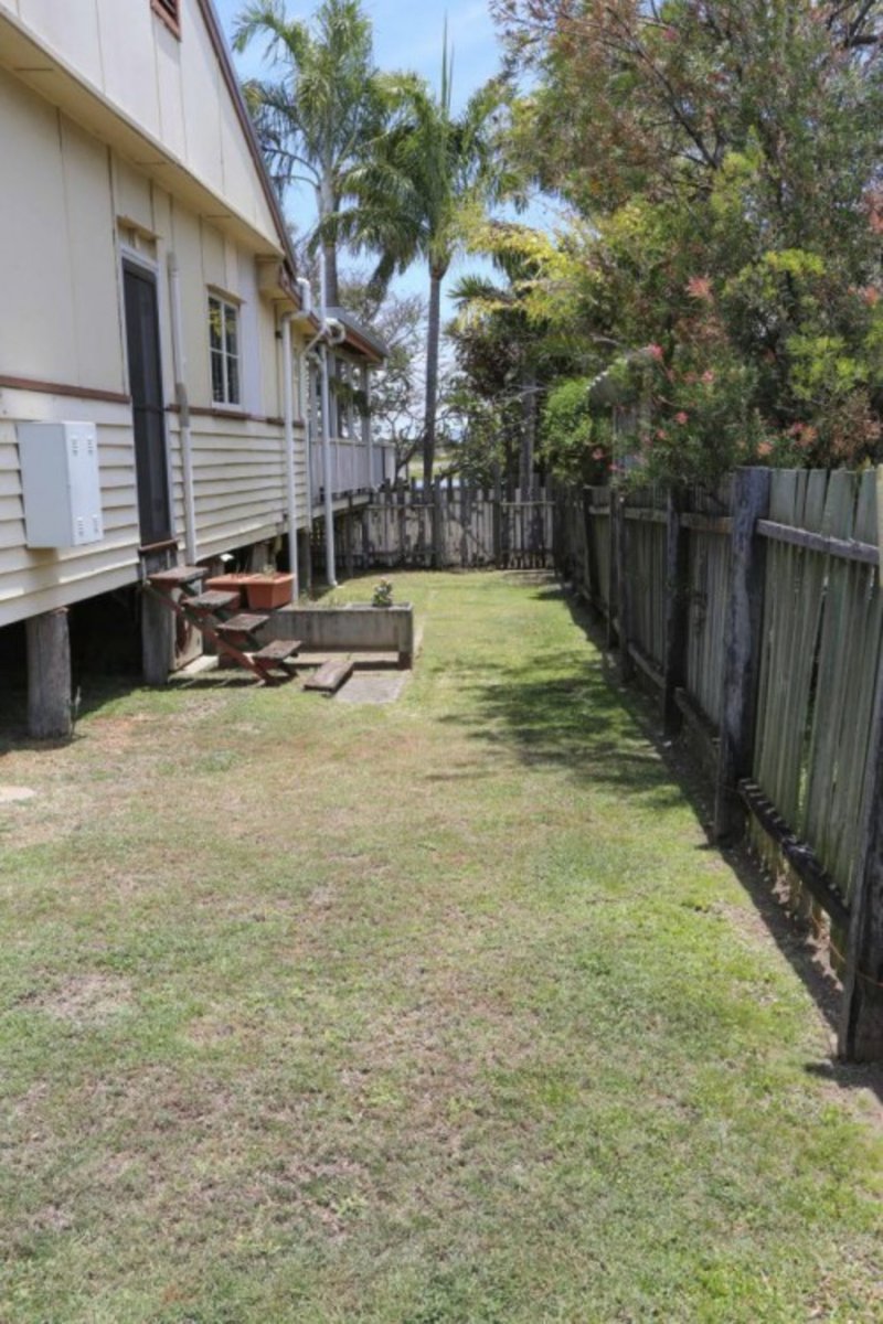 Photo - 5 Ailsa Street, West Gladstone QLD 4680 - Image 26