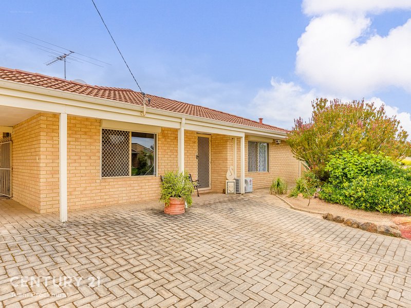 Photo - 5 Ainstey Close, Seville Grove WA 6112 - Image 5