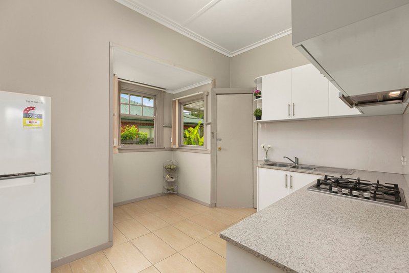 Photo - 5 Akeroa Avenue, Brunswick East VIC 3057 - Image 5