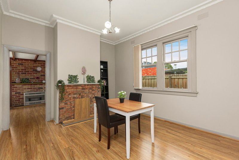 Photo - 5 Akeroa Avenue, Brunswick East VIC 3057 - Image 6