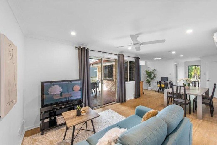 Photo - 5 Akuna Way, Mango Hill QLD 4509 - Image 4