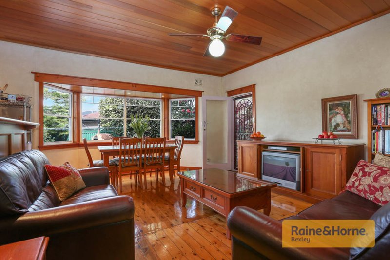 Photo - 5 Alabama Avenue, Bexley NSW 2207 - Image 2