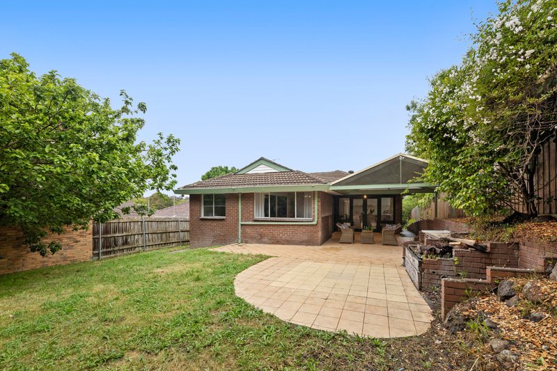 Photo - 5 Aldinga Street, Blackburn South VIC 3130 - Image 2