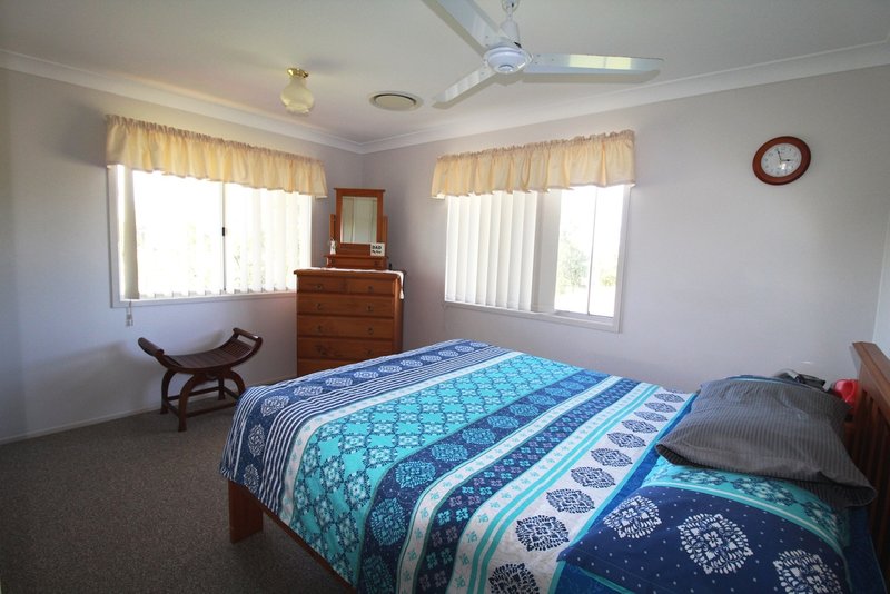 Photo - 5 Alexandra Street, Toogoolawah QLD 4313 - Image 3