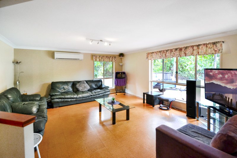 Photo - 5 Alfs Pinch , Beerwah QLD 4519 - Image 6