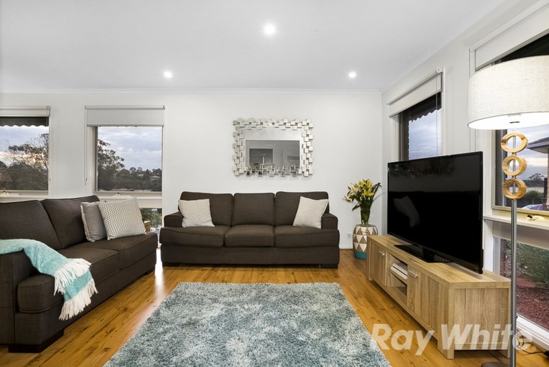 Photo - 5 Alma Close, Mulgrave VIC 3170 - Image 5