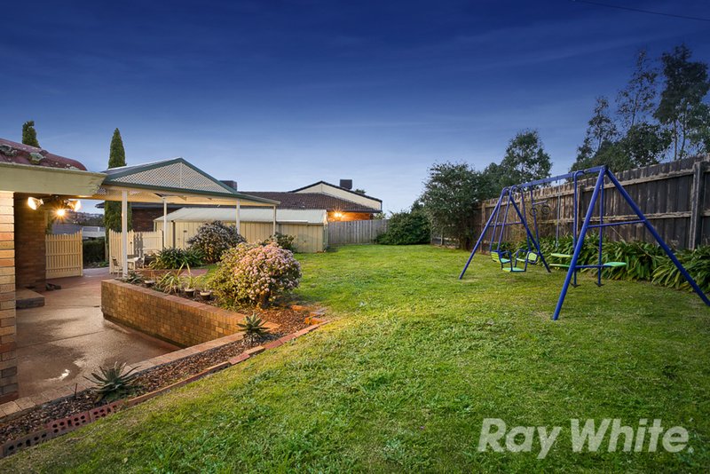 Photo - 5 Alma Close, Mulgrave VIC 3170 - Image 9