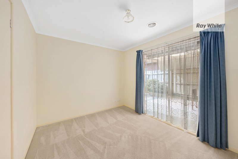 Photo - 5 Amber Court, South Morang VIC 3752 - Image 5