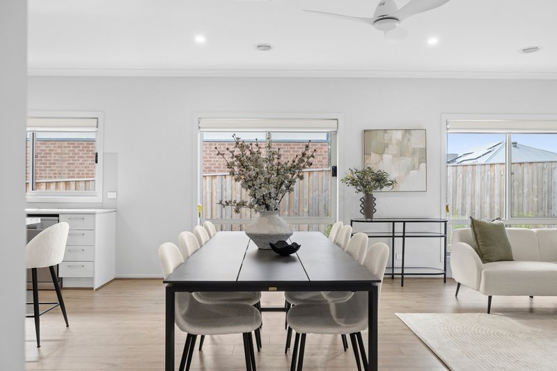 Photo - 5 Amber Rise, Kyneton VIC 3444 - Image 7